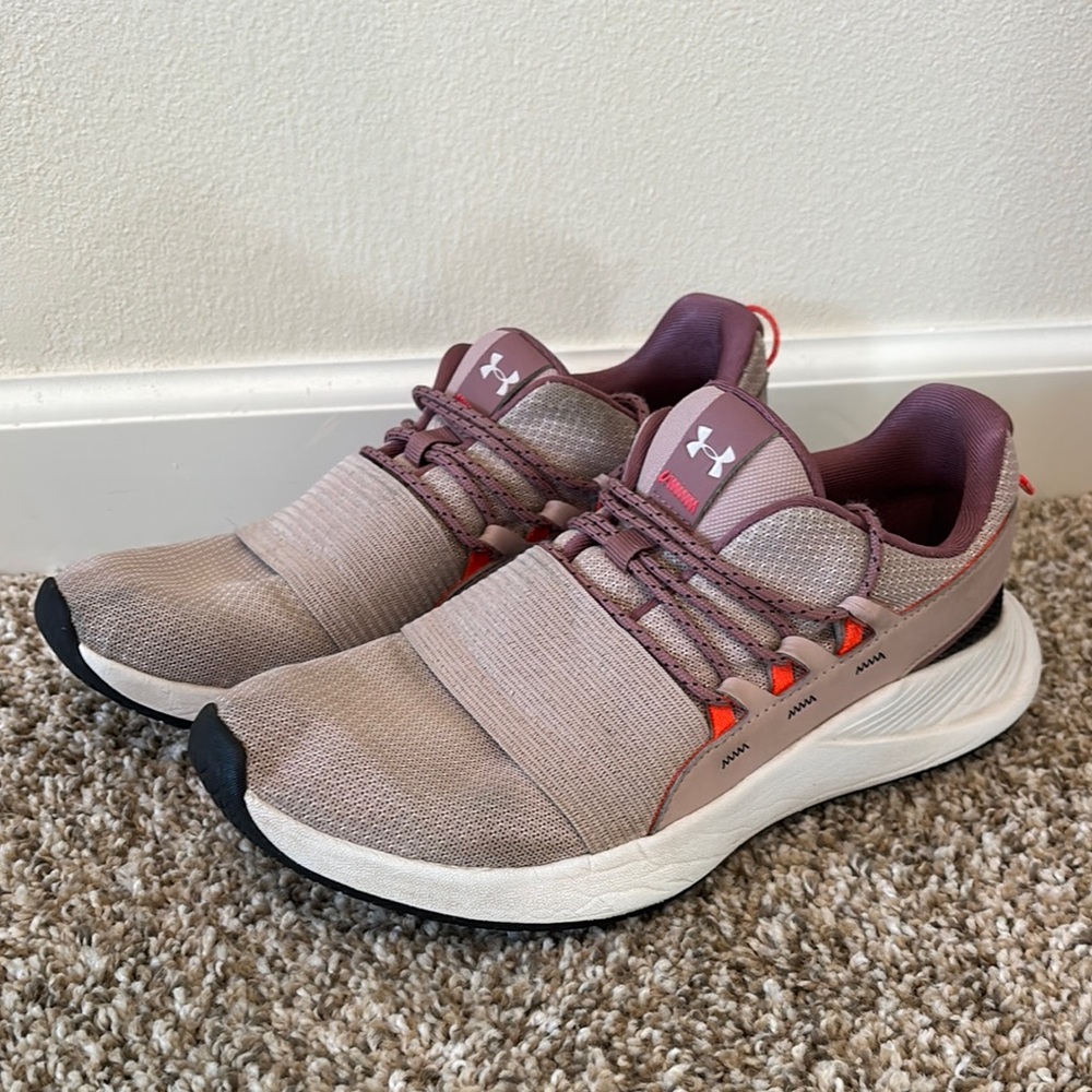 Under Armour Charged Breathe Bliss Sneaker